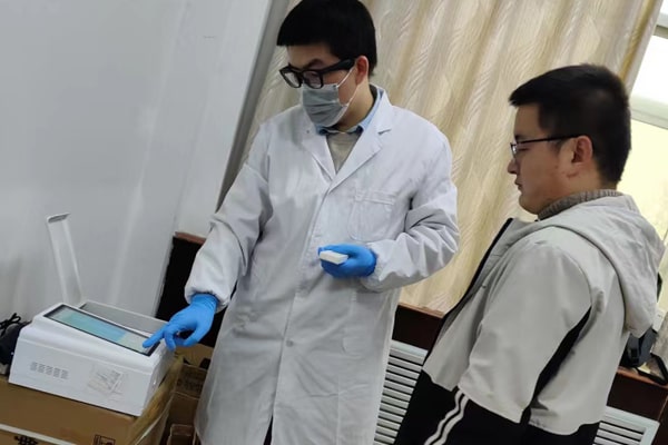 甘肅鎮原縣市場監督管理局引進多臺優云譜食品快檢儀器